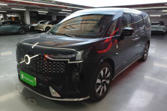 沃尔沃EM90 2025款 Ultra 六座