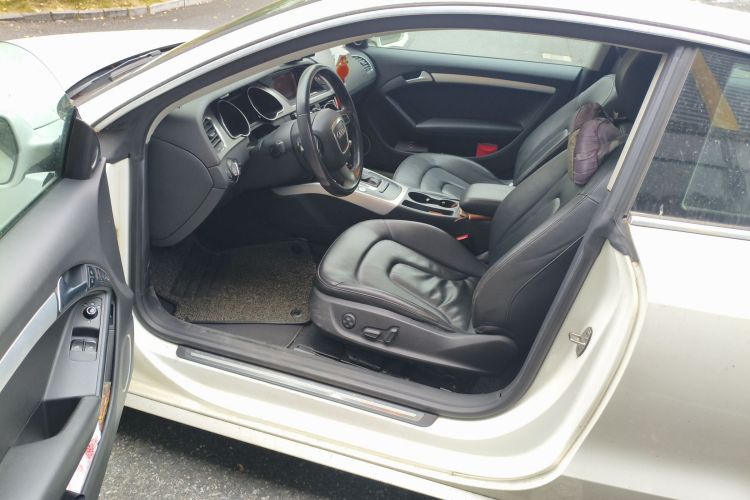 奥迪A5 2010款 3.2 coupe quattro局部细节19