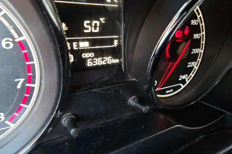 奔腾B30 2016款 1.6L 自动尊享型中控内饰15