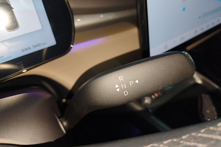 比亚迪 海豚 2025款 智驾版 410km 时尚版局部细节18