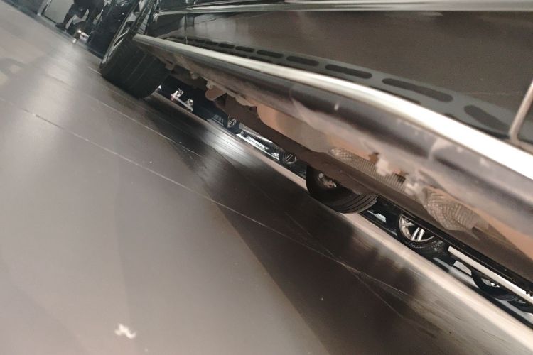 理想汽车 理想ONE 2020款 增程6座版局部细节9001