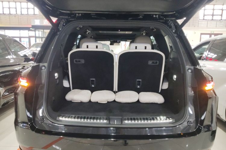 理想汽车 理想L9 2024款 Ultra机舱底盘23