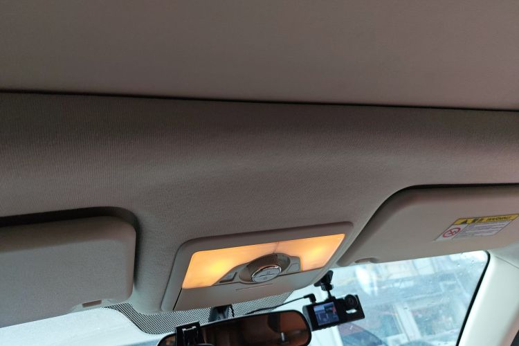 北汽幻速S3 2016款 S3L 1.5L 手动尊贵型中控内饰22