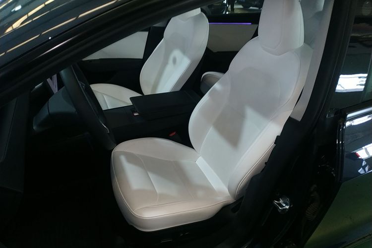 特斯拉 Model 3 2023款 后轮驱动版局部细节19