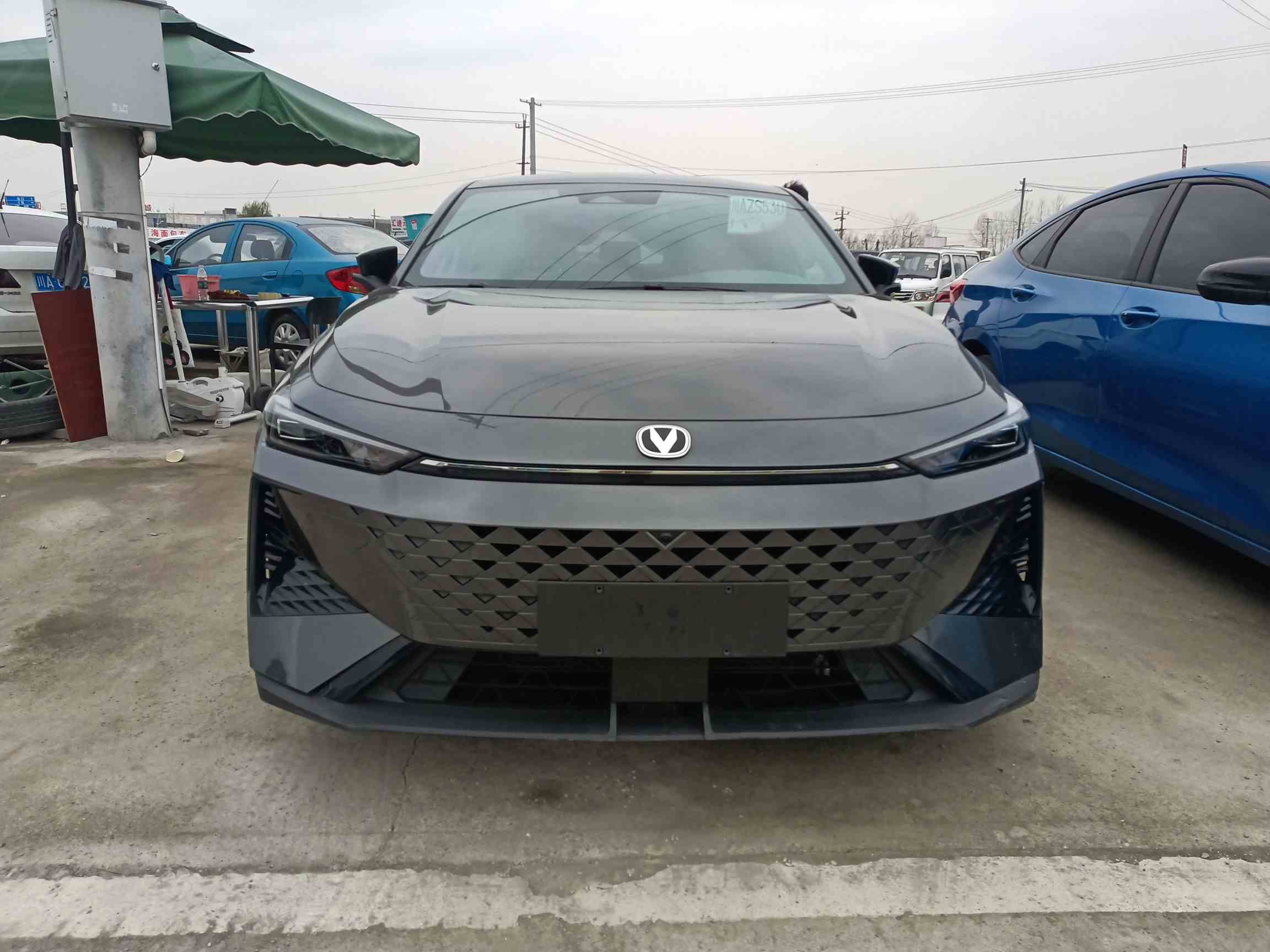 长安UNI-V 2024款 1.5T 尊贵型(1)