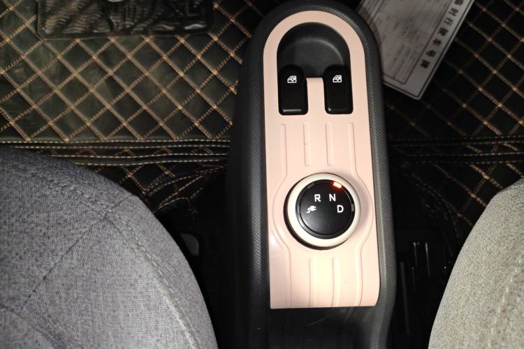 五菱汽车 宏光MINIEV 2021款 马卡龙臻享款 磷酸铁锂中控内饰18