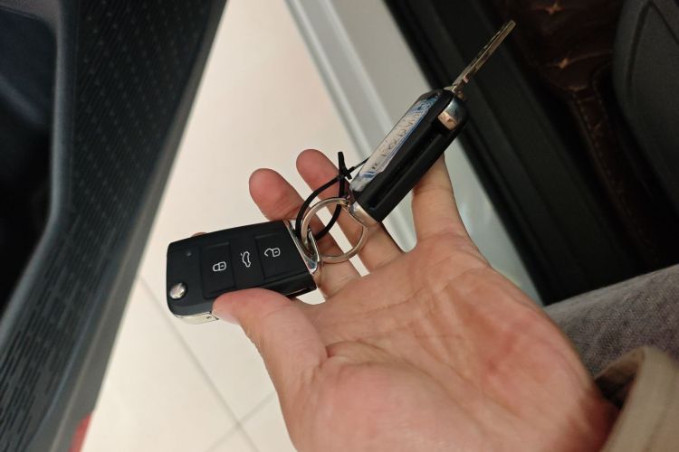 大众 宝来 2021款 1.5L 自动时尚智联版中控内饰11