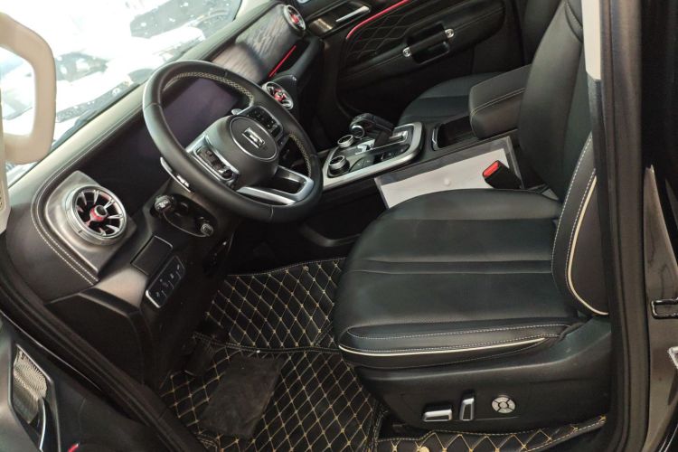 坦克300 2024款 2.0T 征服者中控内饰19