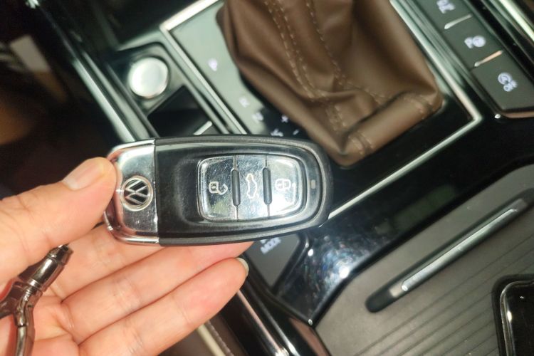 大众 辉昂 2021款 380TSI 尊贵版中控内饰7001