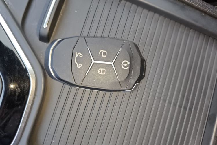 领克03 2019款 1.5TD DCT劲版 国VI中控内饰11