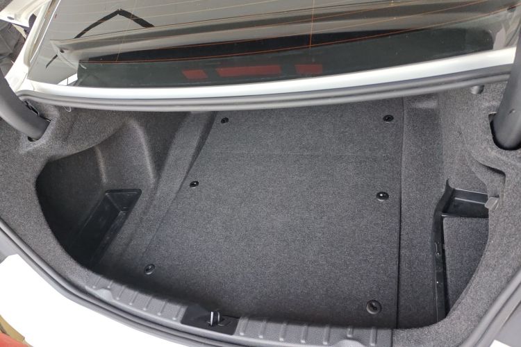 宝马3系 2017款 320i M运动型局部细节23