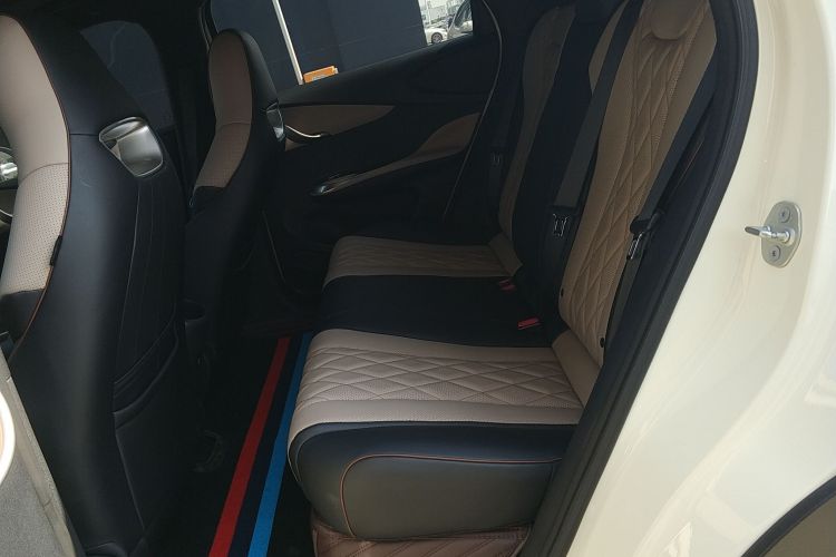 比亚迪 海豚 2021款 405km 时尚版中控内饰7004