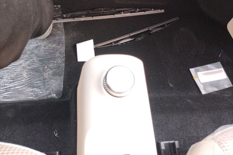 五菱汽车 宏光MINIEV 2024款 第三代 215km 青春版中控内饰18