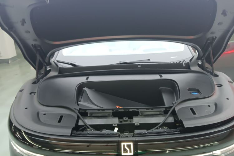 极氪7X 2025款 75kWh 后驱智驾版局部细节24