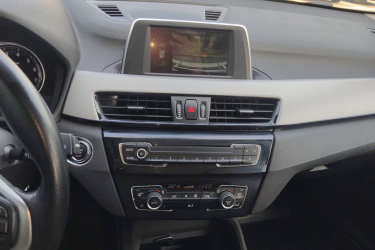 宝马X1 2019款 sDrive18Li 时尚型局部细节16