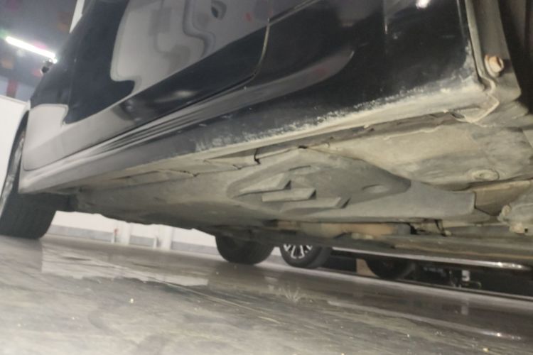 丰田 皇冠 2015款 2.0T 时尚版局部细节9001