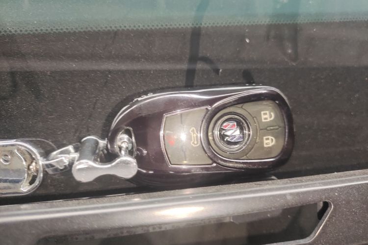 别克GL8 2023款 ES陆尊 舒适型中控内饰11