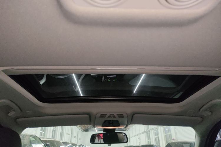 宝马3系 2014款 320Li 时尚型中控内饰22