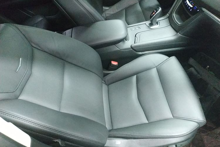 凯迪拉克XT5 2018款 25T 豪华型局部细节41