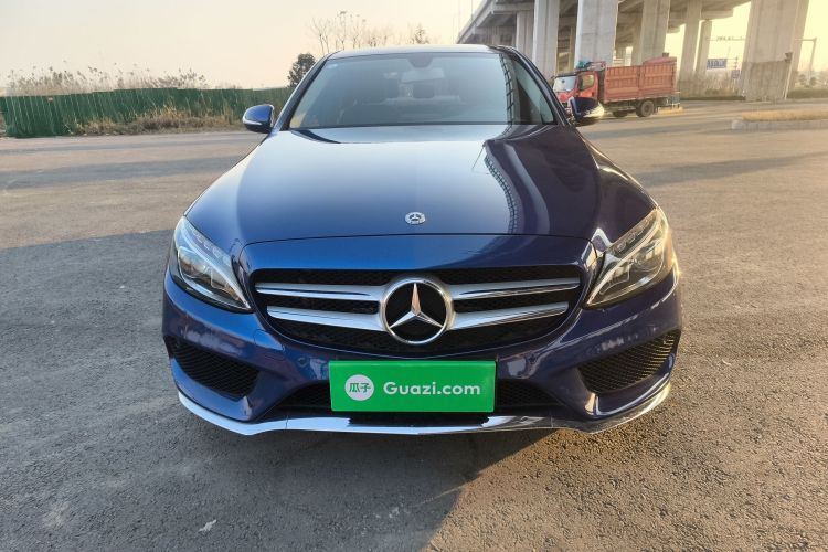 奔驰C级 2018款 C 200 L 运动版车身外观2