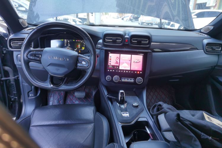 领克03 2022款 2.0TD DCT劲Pro中控内饰7002