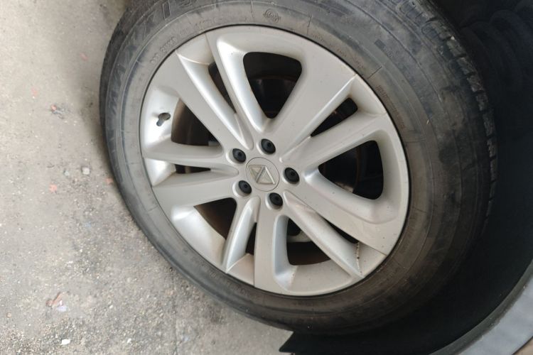 宝沃BX5 2017款 25TGDI 自动两驱风尚Plus型车身外观10