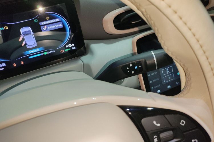 零跑汽车 零跑T03 2023款 403智享版中控内饰18