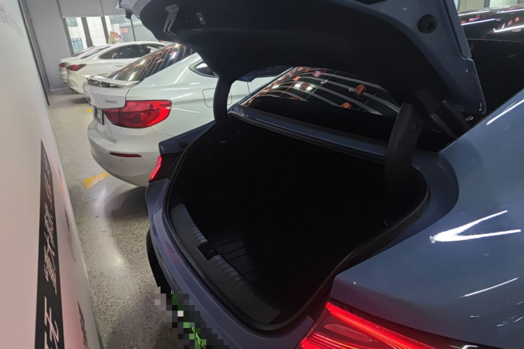 小米汽车 小米SU7 2024款 四驱超长续航高阶智驾Max版机舱底盘23