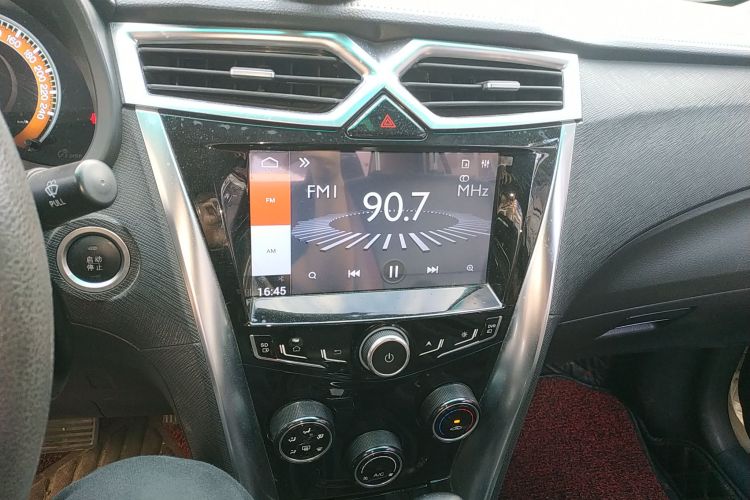 比亚迪F3 2016款 1.5L 自动豪华型中控内饰16