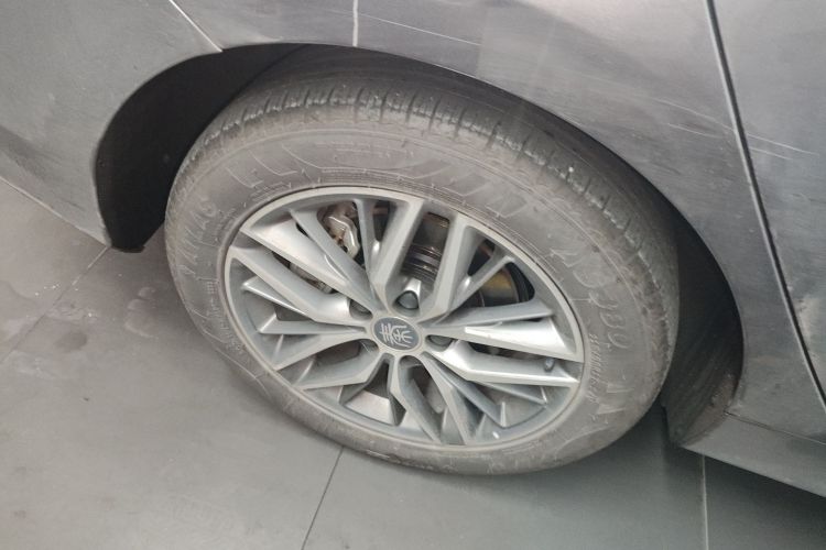 比亚迪 秦PLUS 2023款 冠军版 EV 510KM超越型车身外观6008