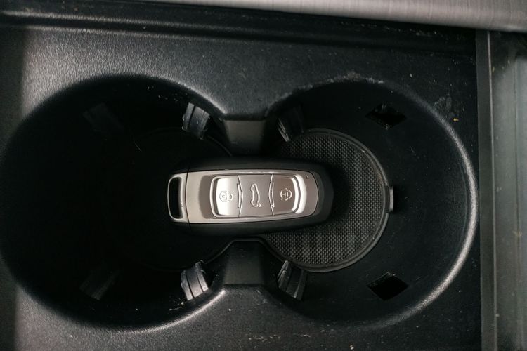 吉利汽车 博越 2016款 1.8TD 自动智联型中控内饰11