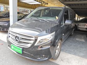 奔驰 威霆 2016款 2.0T 商务版