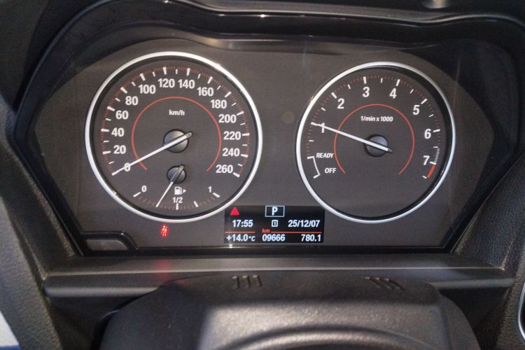 宝马2系(进口) 2015款 220i 敞篷轿跑车 M运动型中控内饰14