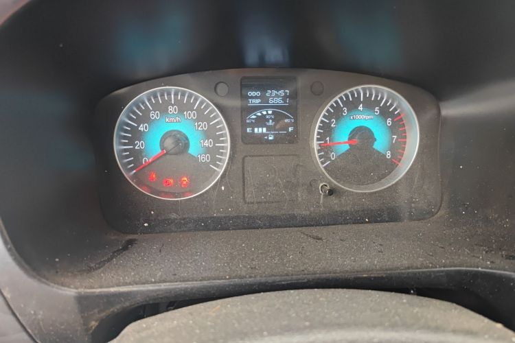 金杯 金海狮M经典 2023款 1.5L 工程狮客车 5/6/7座中控内饰14