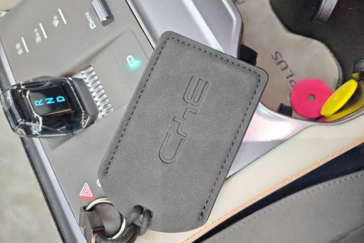 比亚迪 宋PLUS新能源 2023款 冠军版 EV 520KM 尊贵型中控内饰7001