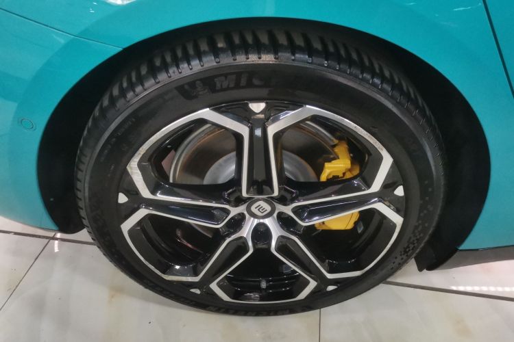 小米汽车 小米SU7 2024款 四驱Max创始版车身外观6008