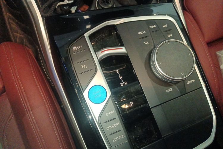 宝马i4 2023款 eDrive35局部细节18