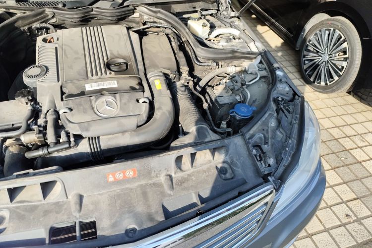 奔驰C级 2013款 C 180 CGI 经典型局部细节9007