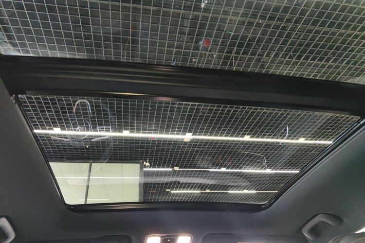 理想汽车 理想ONE 2021款 增程6座版中控内饰22