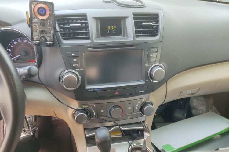 丰田 汉兰达 2012款 2.7L 两驱5座精英版中控内饰16