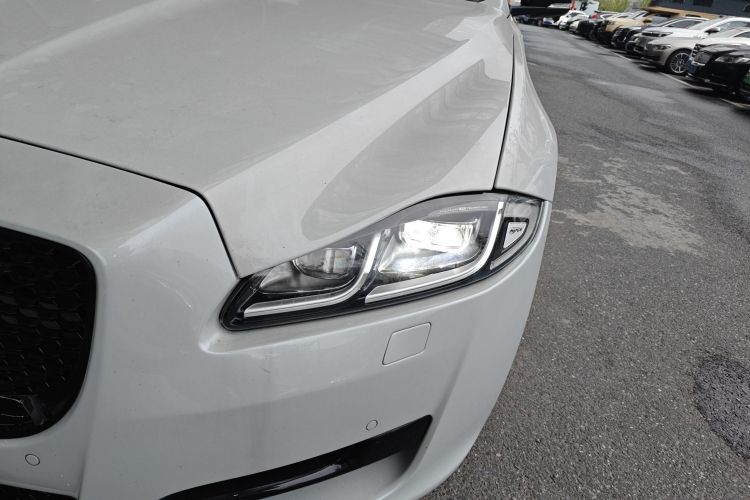 捷豹XJ 2016款 XJL 3.0 SC 两驱典雅商务版局部细节36