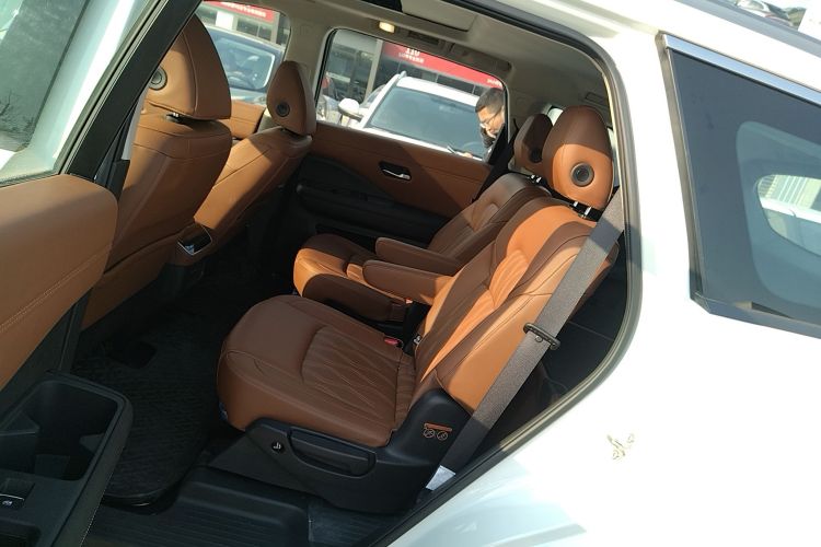 日产 探陆 2024款 380VC-TURBO 四驱智尊版 6座中控内饰21