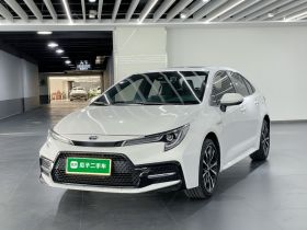 丰田 雷凌 2022款 双擎 1.8H E-CVT运动版