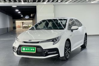 丰田 雷凌 2022款 双擎 1.8H E-CVT运动版