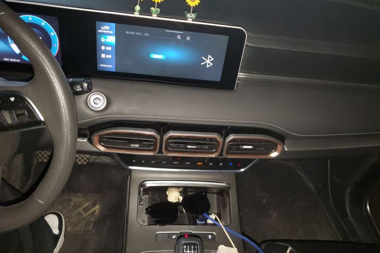 捷途X70 PLUS 2021款 改款 1.5T 手动风 7座中控内饰16