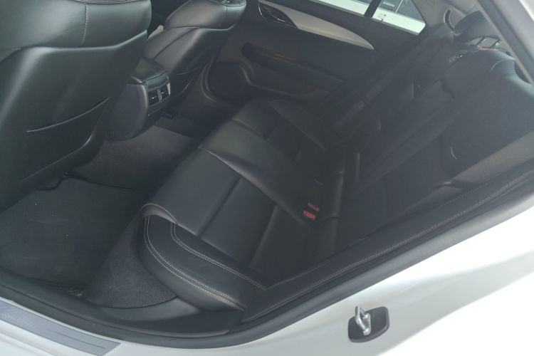 凯迪拉克ATS-L 2017款 28T 时尚型中控内饰21