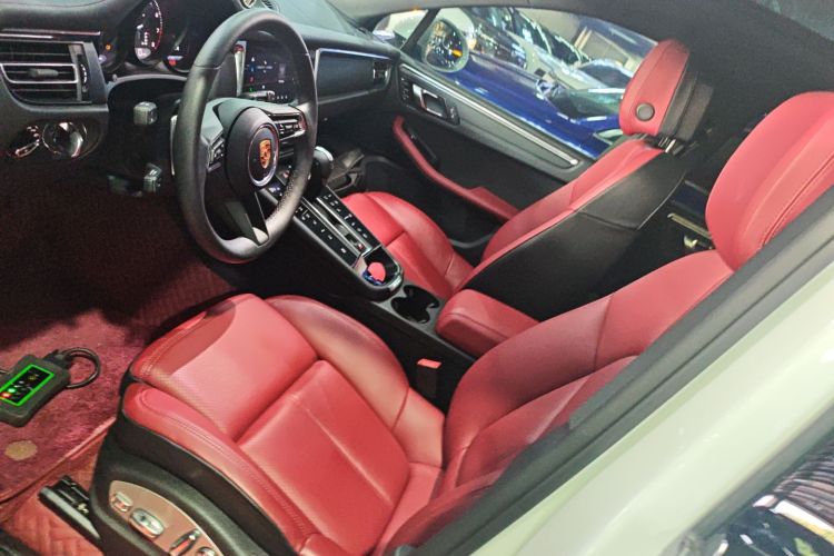 保时捷 2024款 Macan 2.0T中控内饰19