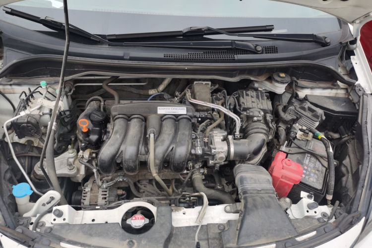 本田 飞度 2021款 1.5L CVT潮享版机舱底盘24