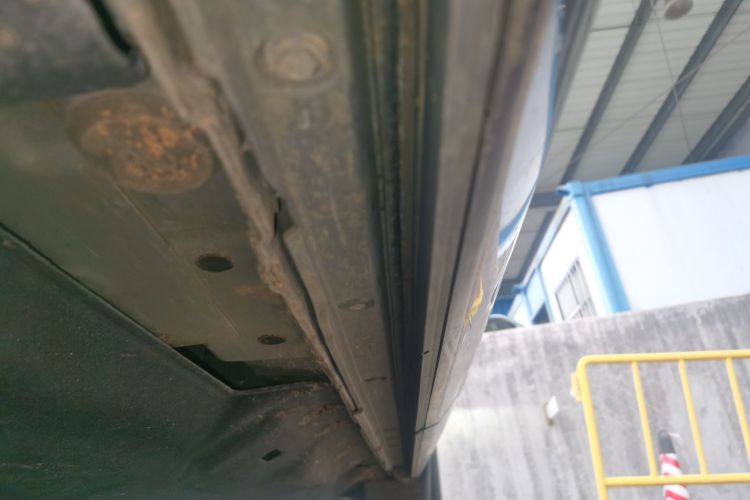 鸿蒙智行 问界M7 2024款 1.5T 后驱Plus版 5座局部细节9002