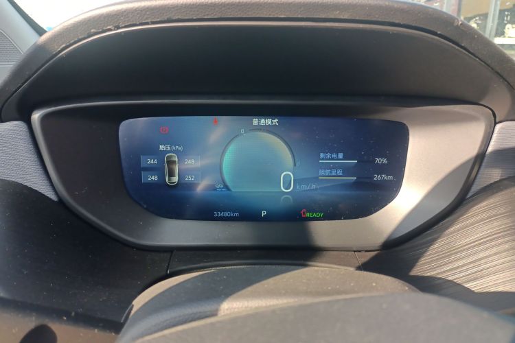 别克 微蓝6 2023款 430km 出行版中控内饰14